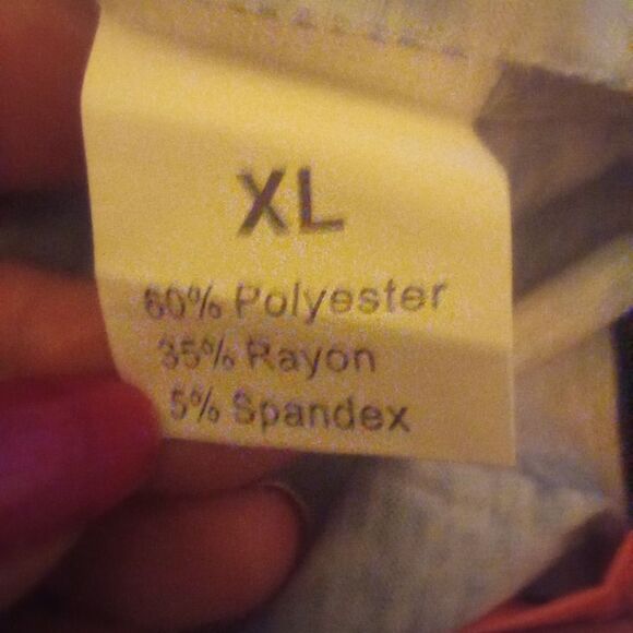 Tie-Dye Salem Graphic T-Shirt Size XL NWOT P2P 22 in - Picture 5 of 5